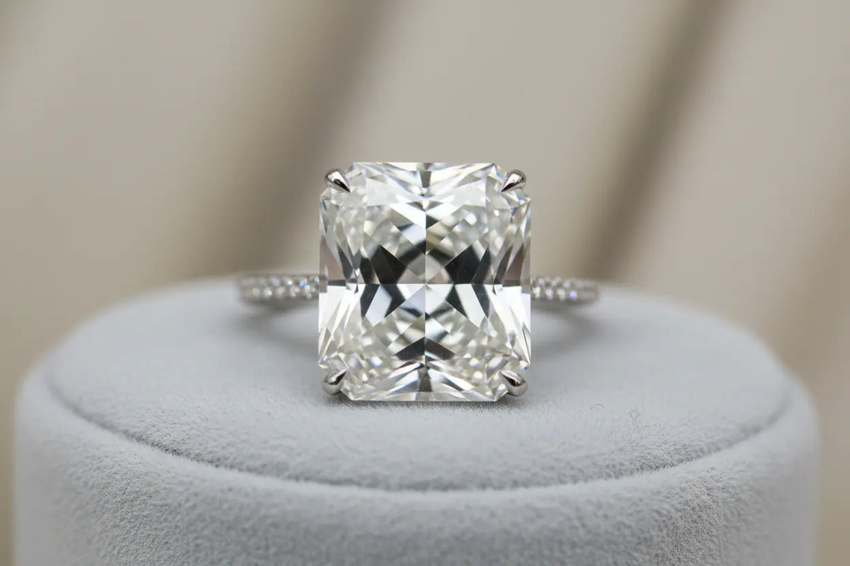 Radiant Moissanite