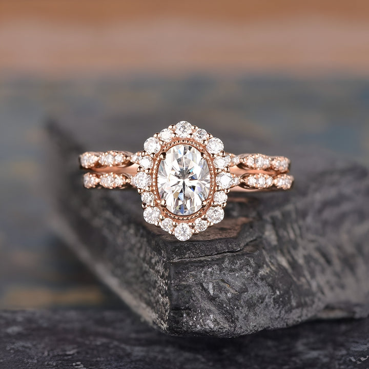 Vintage Moissanite Engagement Rings